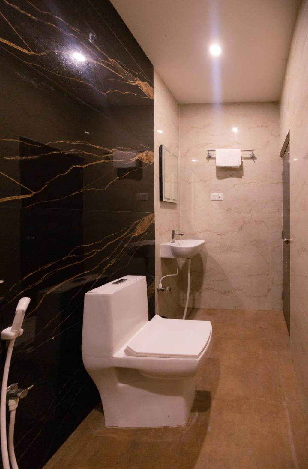 Beestay Hotels Elite Park Tirupati Habitación foto